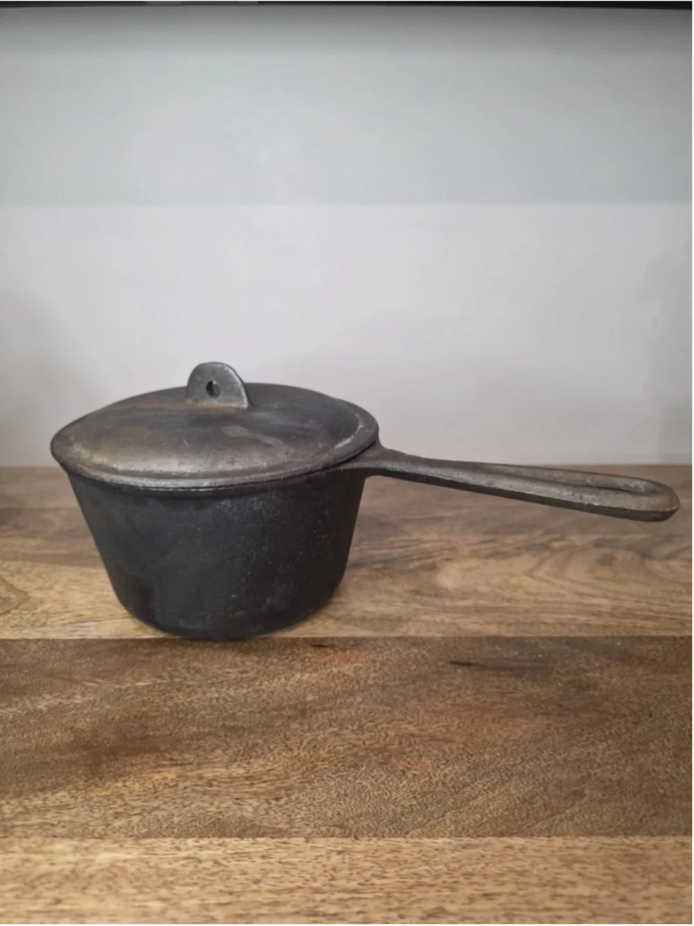Vintage Taiwan Cast Iron Sauce Pot w/ Lid 5.5